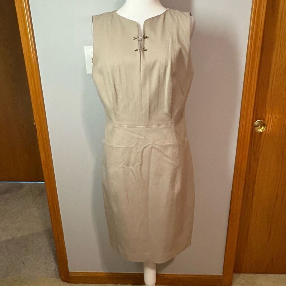 Elie Tahari beige business professional sheath dress size 10